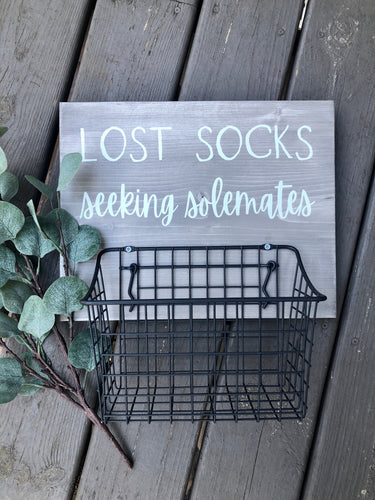 Lost Socks Seeking Solemates Basket Sign